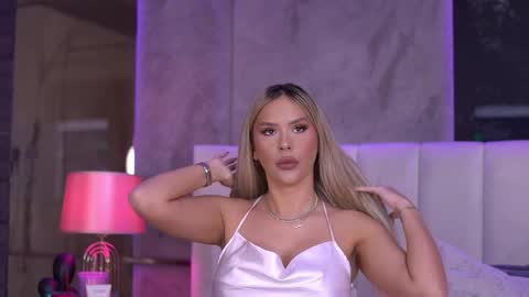 Selena online show from January 2026 09:58:02 AM