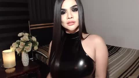 Selena online show from December 2024 08:45:02 AM