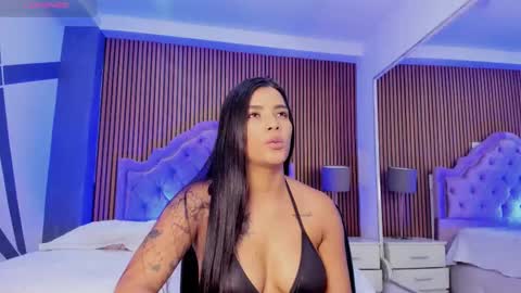 selenastonne online show from September 2025 07:46:02 PM