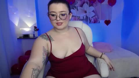 Snapshot of selene_rouse_ chatting on February 2026 11:01:01 PM selene_rouse_ online show from February 2026 11:01:01 PM