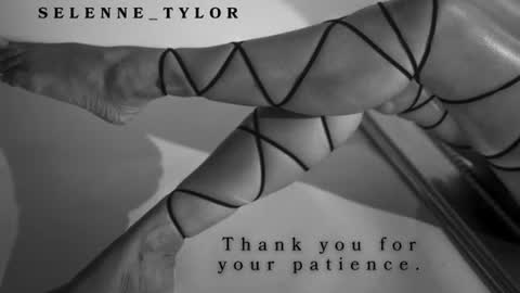 Selene online show from June 2026 07:37:01 PM