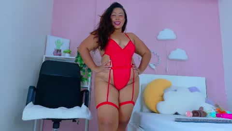Snapshot of selenegibson__ chatting on June 2026 07:35:02 PM SELENE GIBSON online show from June 2026 07:35:02 PM