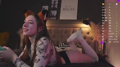 Selesta online show from February 2025 04:00:02 PM