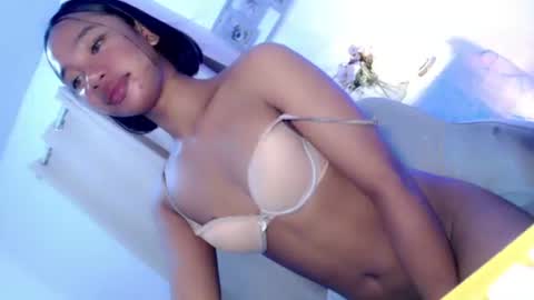 Jessy online show from October 2025 03:13:02 AM