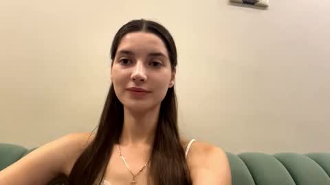 Sofia online show from October 2025 07:53:02 AM