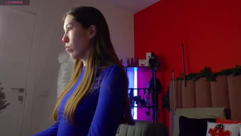 Nicole online show from December 2025 01:46:02 AM