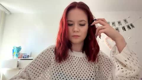 Snapshot of selmacalumag chatting on April 2026 09:04:01 AM Lily online show from April 2026 09:04:01 AM
