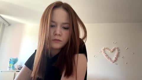Snapshot of selmacalumag chatting on May 2026 07:14:02 AM Lily online show from May 2026 07:14:02 AM