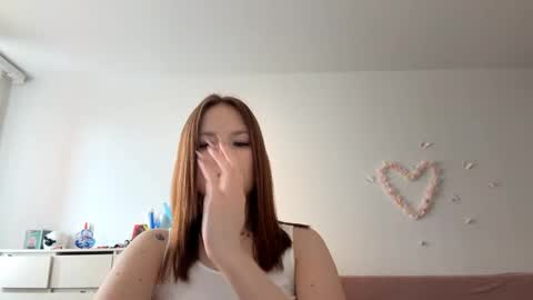 Snapshot of selmacalumag chatting on May 2026 10:36:01 AM Lily online show from May 2026 10:36:01 AM