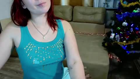 Snapshot of semisweetdream chatting on December 2024 10:26:02 AM Next stream 2912 GMT2 online show from December 2024 10:26:02 AM