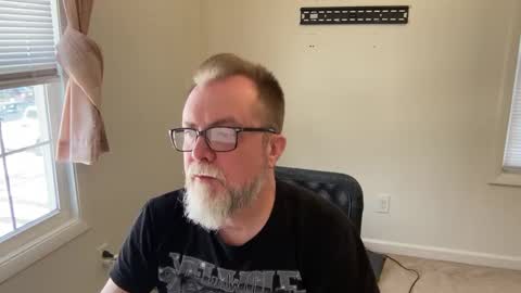 Daddy Dave online show from December 2024 04:25:01 PM