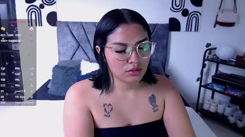 Snapshot of sensual_flame chatting on February 2025 07:26:01 PM Camille and sophie online show from February 2025 07:26:01 PM