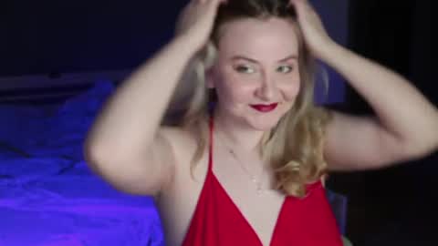 Snapshot of sensual_girrrl chatting on June 2026 12:13:01 AM Ilona online show from June 2026 12:13:01 AM