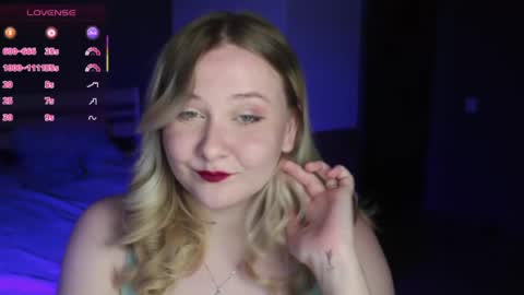 Snapshot of sensual_girrrl chatting on July 2026 12:26:02 AM Ilona online show from July 2026 12:26:02 AM