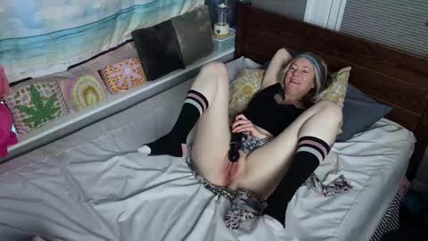 Snapshot of sensual_synergy_ chatting on February 2025 02:14:02 PM SensualSynergy online show from February 2025 02:14:02 PM