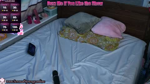 Snapshot of sensual_synergy_ chatting on March 2025 10:11:01 AM SensualSynergy online show from March 2025 10:11:01 AM