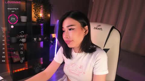 Kiki online show from November 2025 03:33:02 PM