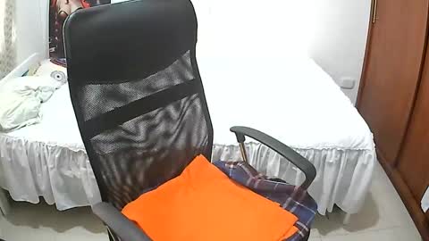 senthix  heyy promo en OnlyFans aprovecha 85 descuento online show from September 2025 07:26:02 PM