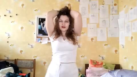 Snapshot of serafinayurick chatting on March 2026 08:05:02 AM May online show from March 2026 08:05:02 AM