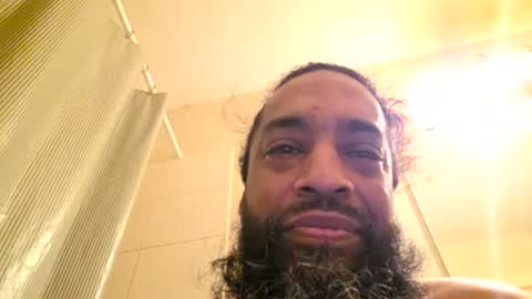 Snapshot of serani02 chatting on June 2026 06:23:02 AM Serani online show from June 2026 06:23:02 AM