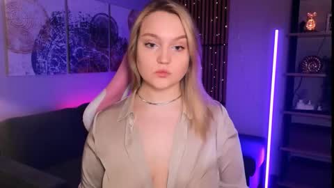 Serena online show from March 2026 12:11:02 PM