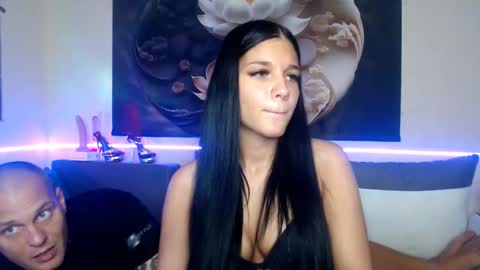 serenaandryan online show from September 2025 06:51:02 PM