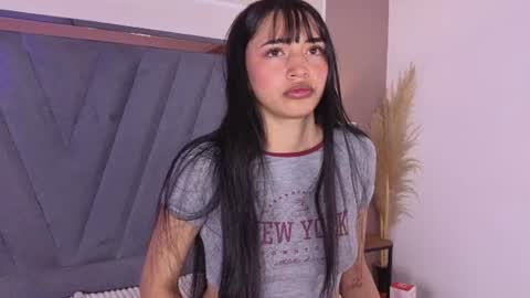 serenabloom2 online show from July 2026 01:37:01 PM
