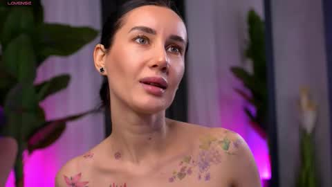 Serena online show from November 2025 11:09:01 AM