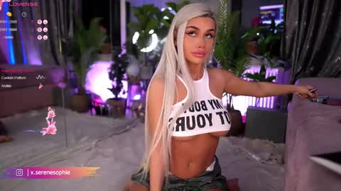 Serene Sophiex online show from March 2025 09:14:02 PM