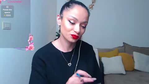 SereneSophi online show from December 2024 07:18:02 PM