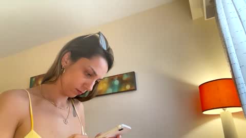 Snapshot of serenityroseee chatting on May 2026 06:47:02 PM serenityroseee online show from May 2026 06:47:02 PM