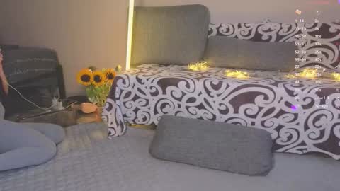 Snapshot of sereta_fin chatting on January 2026 11:25:01 AM Hey Guys and Girls non-binary personalities Im Sereta online show from January 2026 11:25:01 AM