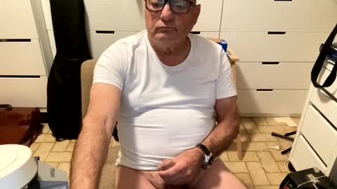 serge8413 online show from December 2024 03:21:02 AM