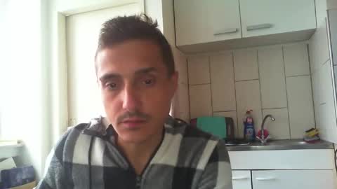 Snapshot of serhio27 chatting on September 2025 07:35:01 AM meta23meta online show from September 2025 07:35:01 AM