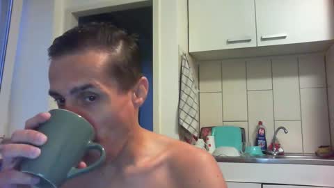 Snapshot of serhio27 chatting on October 2025 05:17:01 AM meta23meta online show from October 2025 05:17:01 AM