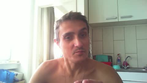 Snapshot of serhio27 chatting on October 2025 12:33:01 PM meta23meta online show from October 2025 12:33:01 PM