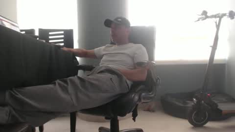 hetero serio discreto online show from March 2025 06:16:01 PM