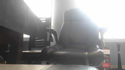 hetero serio discreto online show from September 2025 08:32:02 PM