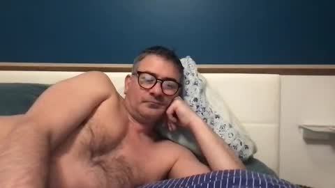 sesamechris92 online show from March 2025 06:54:02 AM