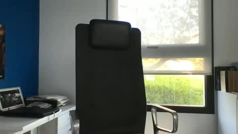 sesamechris92 online show from October 2025 04:15:02 PM