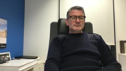 sesamechris92 online show from February 2026 05:30:01 PM