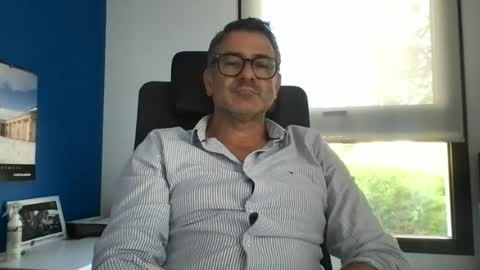 sesamechris92 online show from July 2026 04:07:02 PM
