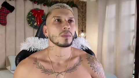 Snapshot of seth_vega_ chatting on December 2024 07:11:02 PM HEY IM SETH online show from December 2024 07:11:02 PM