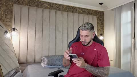 Snapshot of seth_vega_ chatting on January 2025 08:03:02 PM HEY IM SETH online show from January 2025 08:03:02 PM