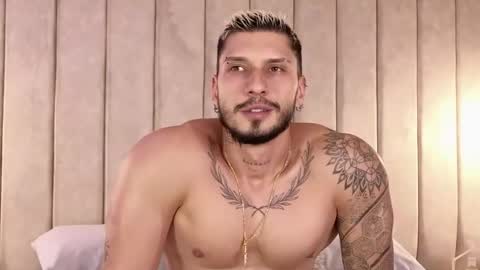 Snapshot of seth_vega_ chatting on January 2025 10:06:01 PM HEY IM SETH online show from January 2025 10:06:01 PM