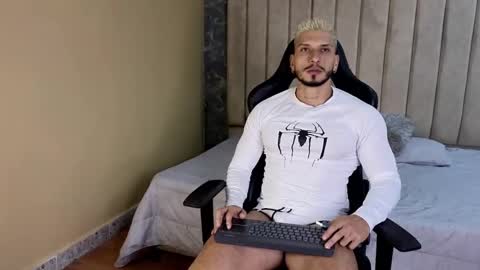 Snapshot of seth_vega_ chatting on February 2025 07:09:01 PM HEY IM SETH online show from February 2025 07:09:01 PM