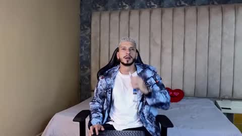 Snapshot of seth_vega_ chatting on February 2025 09:04:01 PM HEY IM SETH online show from February 2025 09:04:01 PM