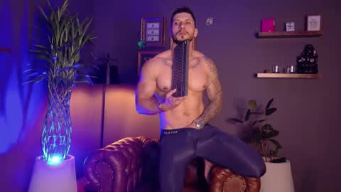 Snapshot of seth_vega_ chatting on October 2025 08:11:02 PM HEY IM SETH online show from October 2025 08:11:02 PM