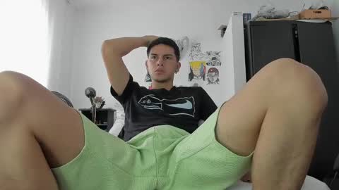Snapshot of settxx chatting on May 2026 02:23:01 PM Ig Sethxrein online show from May 2026 02:23:01 PM