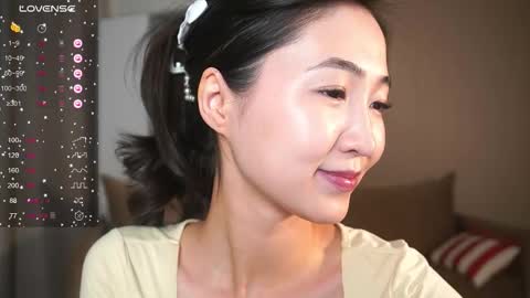 Snapshot of seulbi chatting on November 2025 02:43:02 PM Sana online show from November 2025 02:43:02 PM